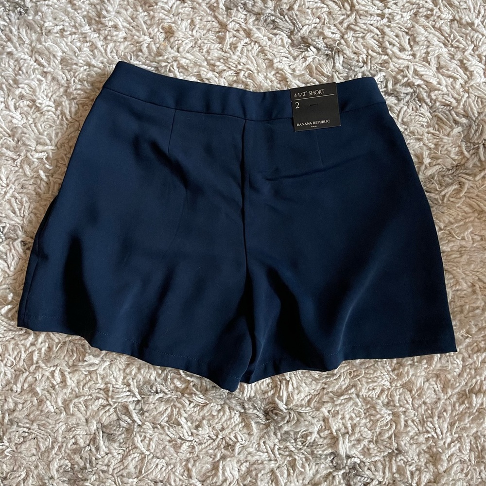 Banana Republic pleated shorts